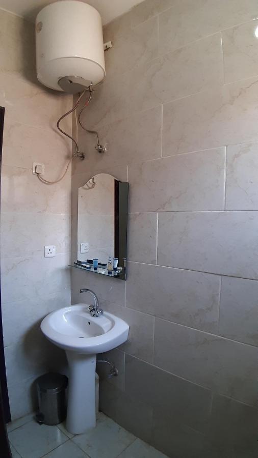 Al Rawda - Hotel Табук Екстер'єр фото