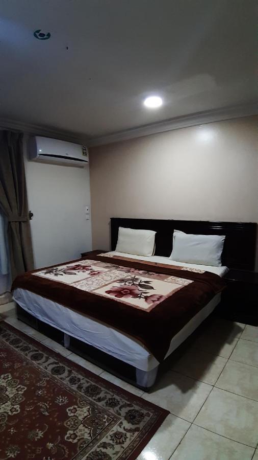 Al Rawda - Hotel Табук Екстер'єр фото